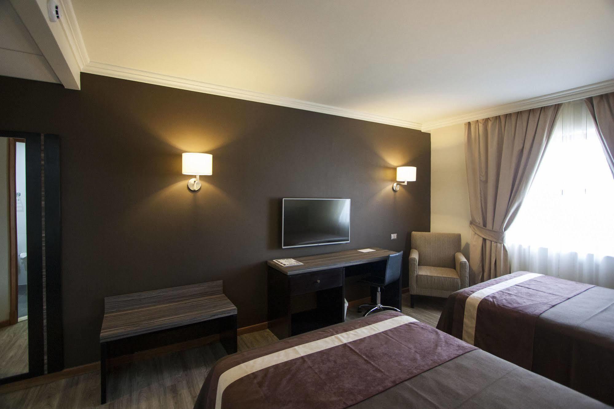 Hotel Diego De Almagro אוסורנו מראה חיצוני תמונה